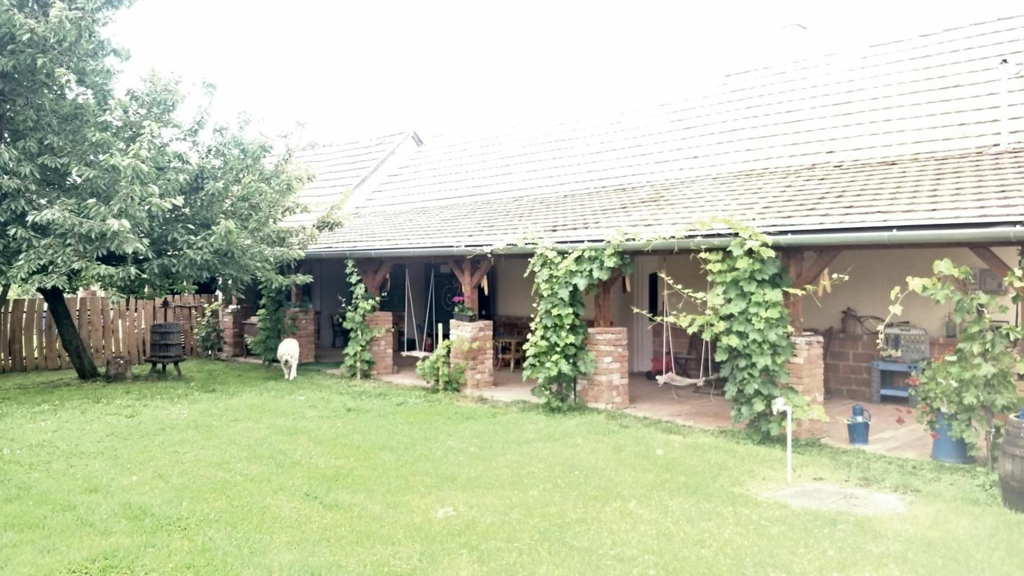 Öregház vendégház Lakhegy Exterior foto